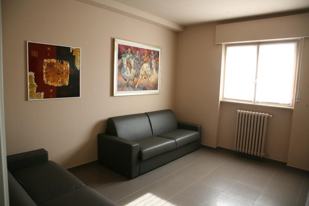 Siag Apartments Cormano Room photo